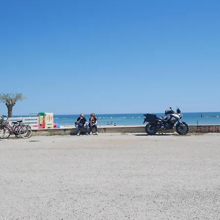 Rosa * Villa Rosa Di Martinsicuro