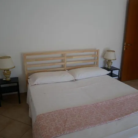 Rosa Apartment