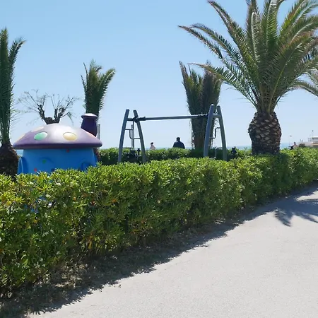 Rosa * Villa Rosa Di Martinsicuro